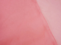 jedwabna organza w kolorze różowym