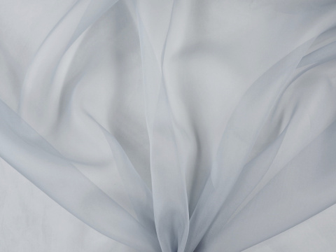 jedwabna organza w kolorze jasnym szarym jedwabna organza w kolorze jasnym szarym