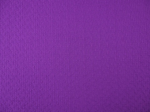 chanelka w kolorze fioletowym