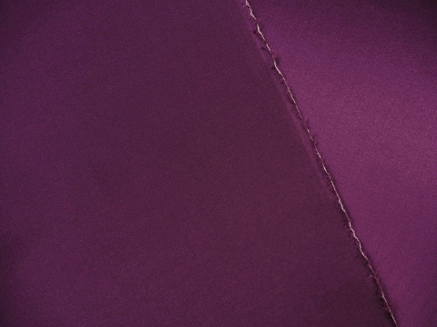 jedwab satyna w kolorze oberżyny