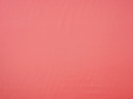 wiskoza twill w kolorze brzoskwiniowego różu