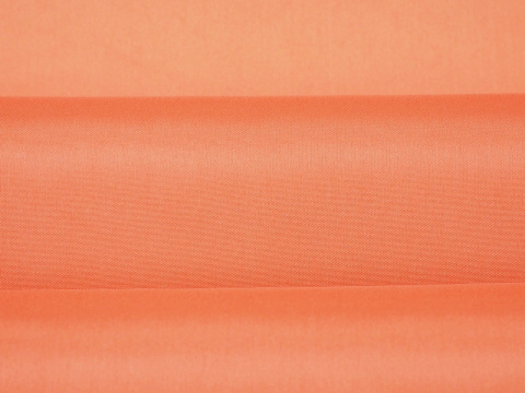 podszewka w kolorze łososiowym